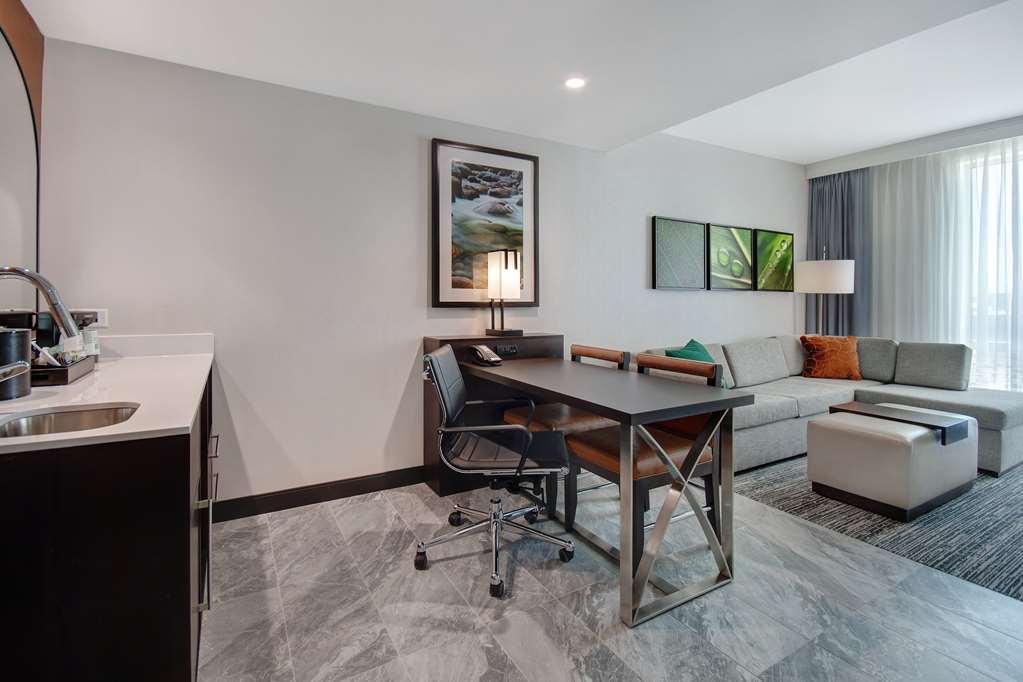 Embassy Suites By Hilton Alpharetta Halcyon Room photo